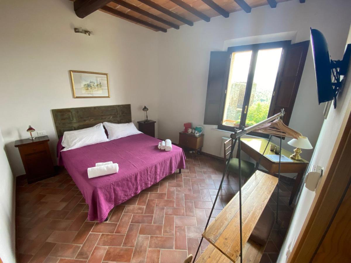 Rooms And Wine Al Castello Monteriggioni Exterior photo